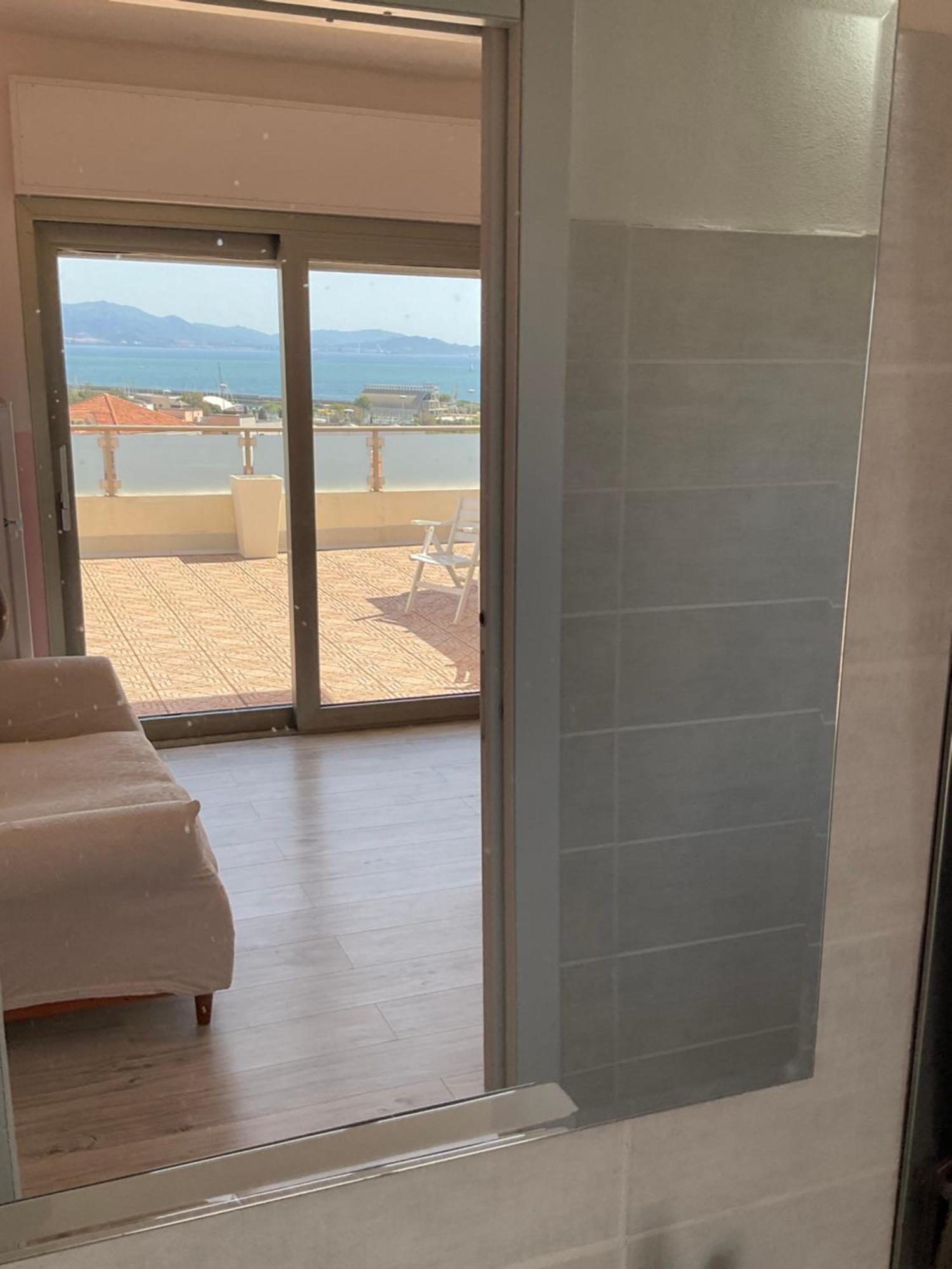 Giroloft Lägenhet Cagliari Exteriör bild